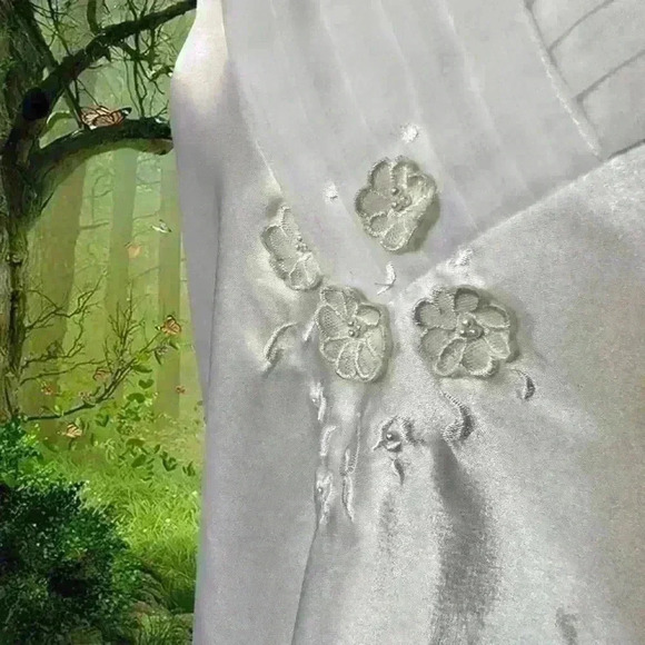 Coquette Satin White Floral Cami - Picture 8 of 10